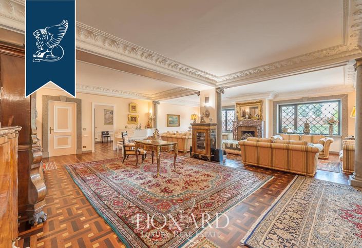 Image No.37-12 Bed Villa for sale