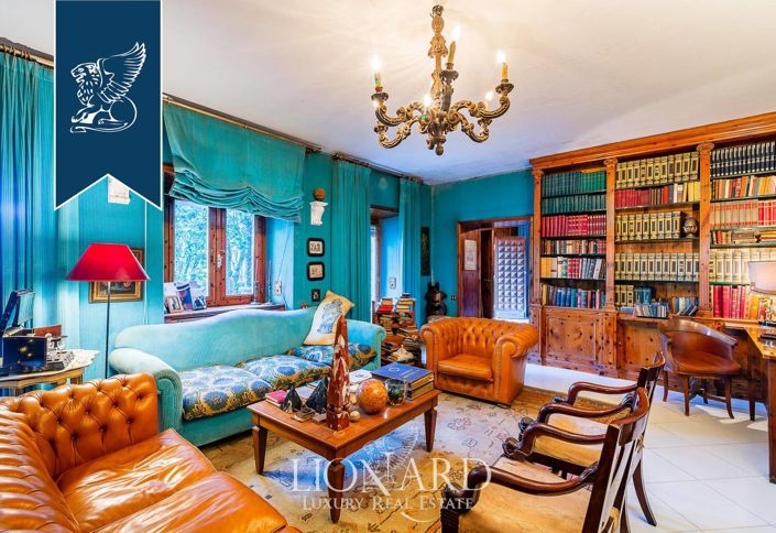 Image No.21-17 Bed Villa for sale