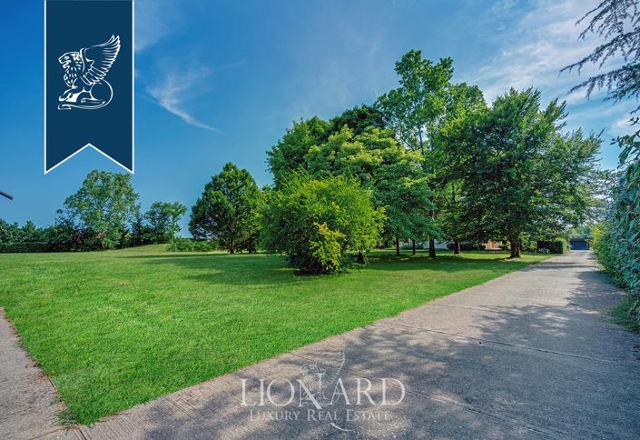 Image No.16-5 Bed Villa for sale