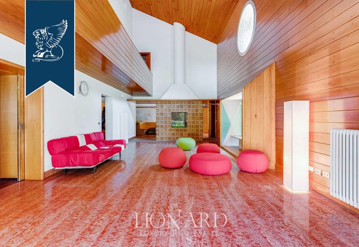 Image No.20-5 Bed Villa for sale