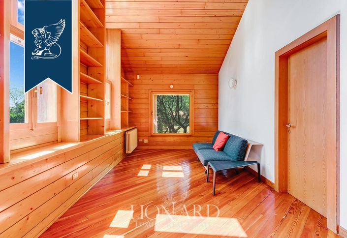 Image No.35-5 Bed Villa for sale