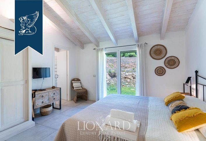 Image No.18-Villa de 5 chambres à vendre à Olbia