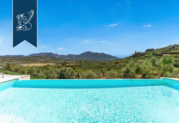 Image No.6-Villa de 5 chambres à vendre à Olbia