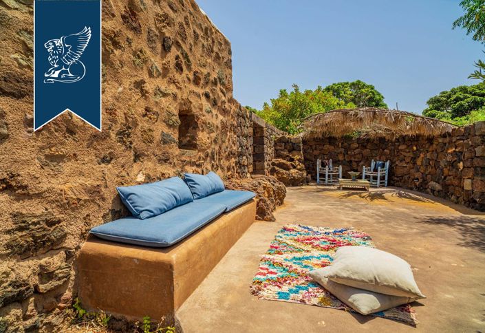 Image No.14-4 Bed Villa for sale