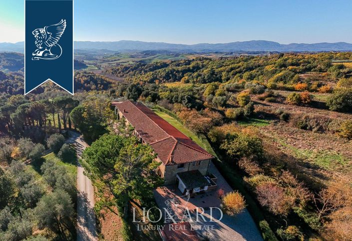 Image No.12-Ferme de 50 chambres à vendre à Castelfranco di Sopra
