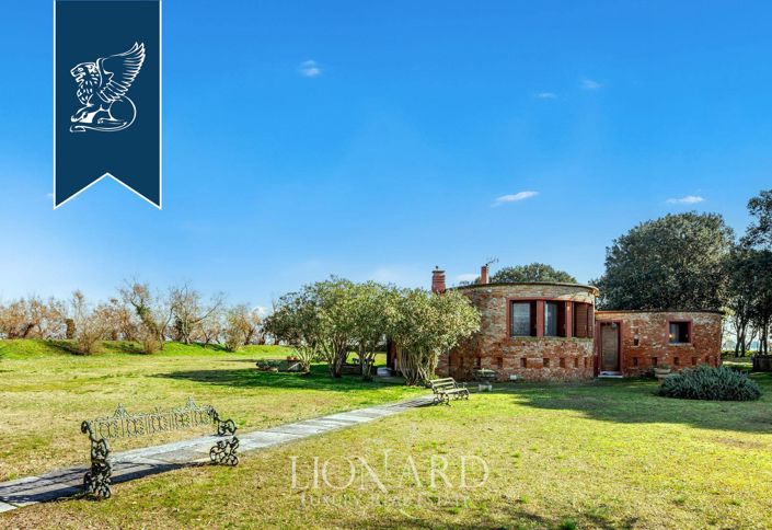 Image No.9-3 Bed Villa for sale