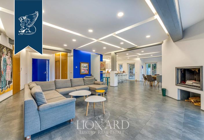 Image No.19-15 Bed Villa for sale