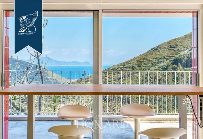 Image No.26-15 Bed Villa for sale