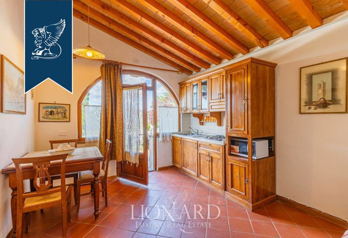 Image No.13-Ferme de 9 chambres à vendre à Volterra