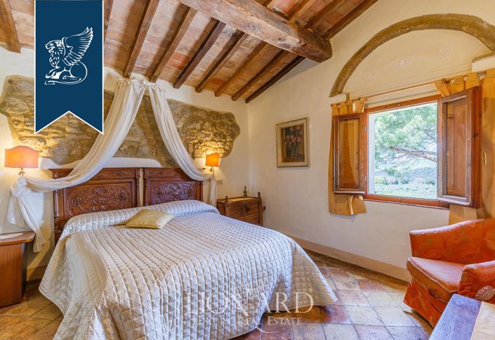 Image No.16-Ferme de 9 chambres à vendre à Volterra