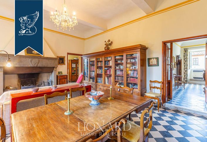 Image No.18-Maison de campagne de 11 chambres à vendre à Castelfranco di Sopra