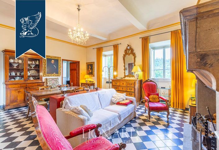 Image No.20-Maison de campagne de 11 chambres à vendre à Castelfranco di Sopra