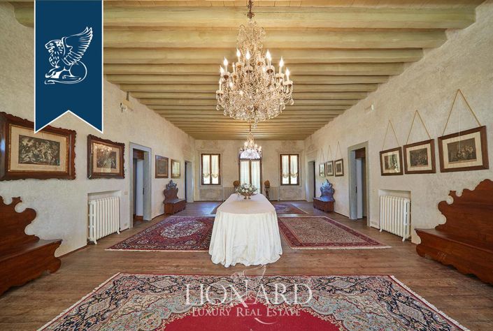 Image No.38-17 Bed Villa for sale