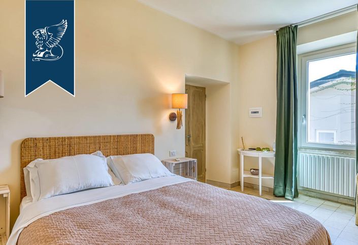 Image No.34-8 Bed Farmhouse for sale