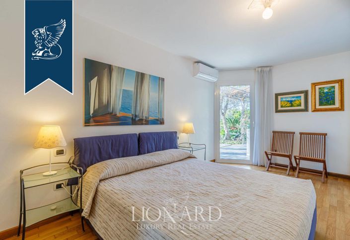 Image No.28-5 Bed Villa for sale