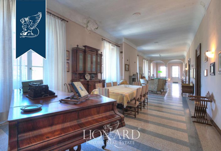 Image No.27-5 Bed Villa for sale