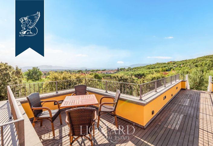 Image No.10-Ferme de 10 chambres à vendre à Pistoia