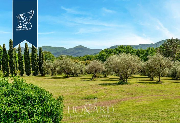 Image No.11-7 Bed Villa for sale