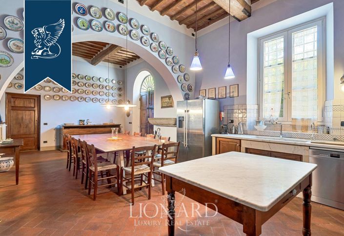 Image No.14-7 Bed Villa for sale