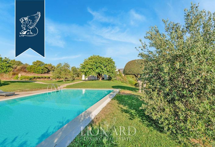 Image No.11-3 Bed Villa for sale