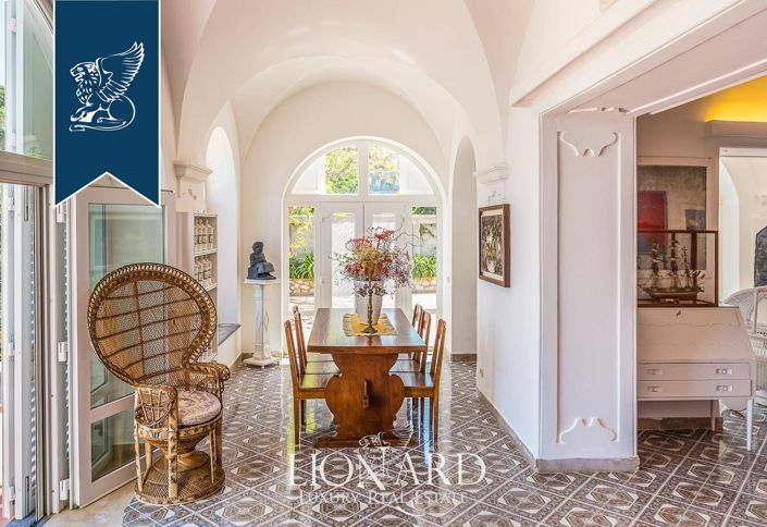 Image No.7-5 Bed Villa for sale