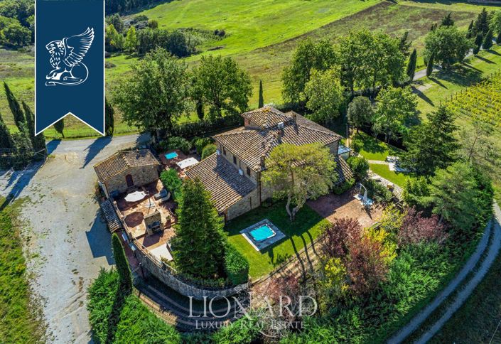 Image No.17-9 Bed Country House for sale