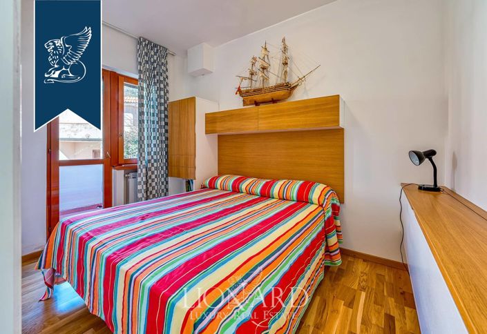 Image No.13-5 Bed Villa for sale