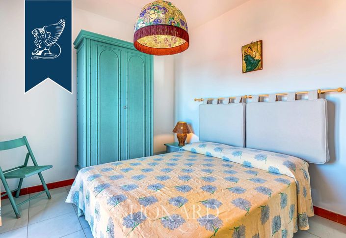 Image No.16-5 Bed Villa for sale