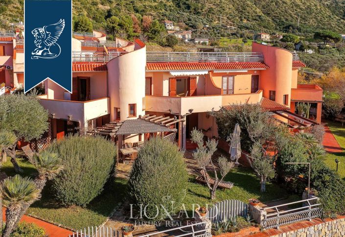 Image No.3-5 Bed Villa for sale