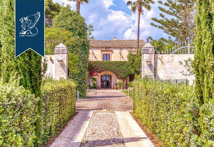 Image No.8-Villa de 10 chambres à vendre à Modica