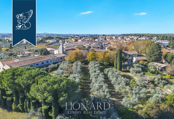 Image No.5-16 Bed Villa for sale