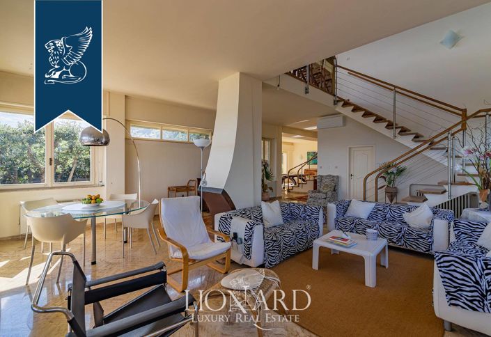 Image No.35-6 Bed Villa for sale