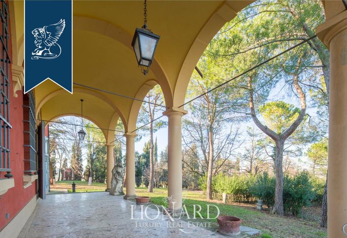 Image No.9-6 Bed Villa for sale