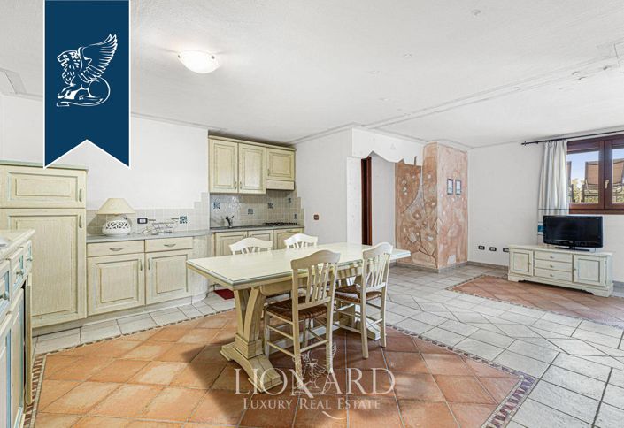 Image No.12-6 Bed Villa for sale