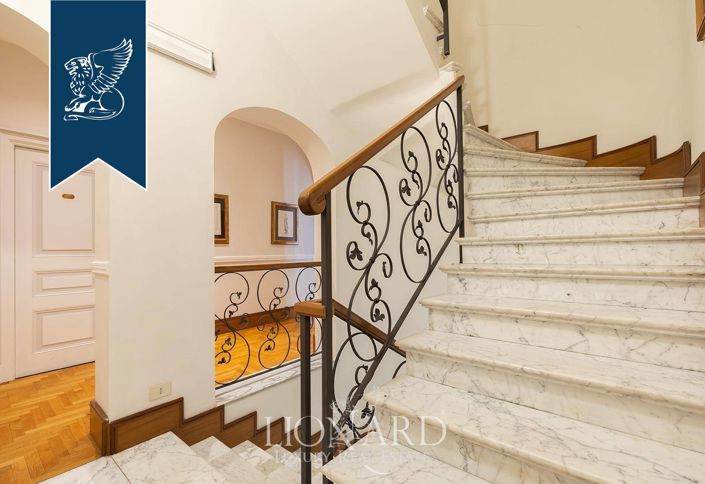 Image No.29-37 Bed Villa for sale