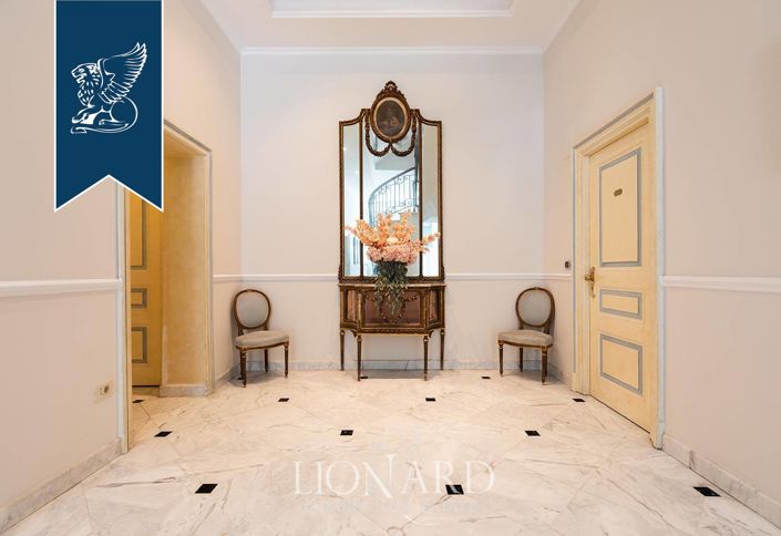 Image No.32-37 Bed Villa for sale