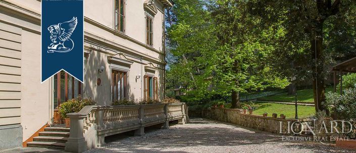 Image No.2-11 Bed Villa for sale