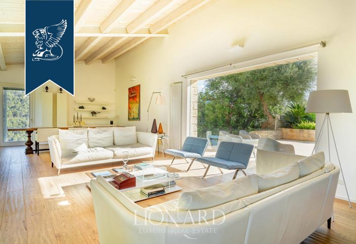 Image No.17-3 Bed Villa for sale