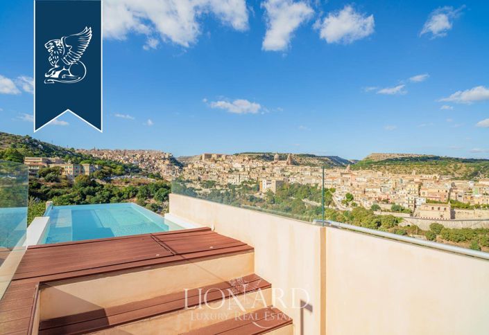 Image No.3-3 Bed Villa for sale