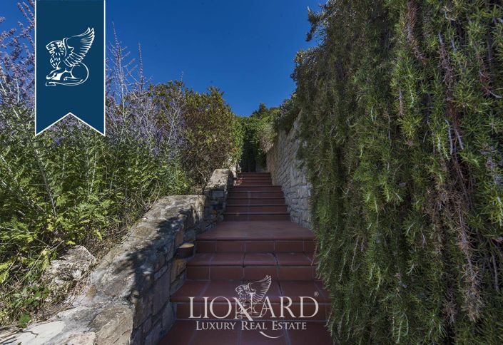 Image No.14-4 Bed Villa for sale