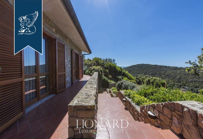 Image No.17-4 Bed Villa for sale