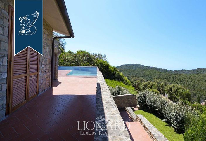 Image No.5-4 Bed Villa for sale