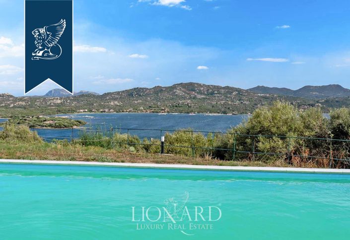 Image No.6-14 Bed Villa for sale