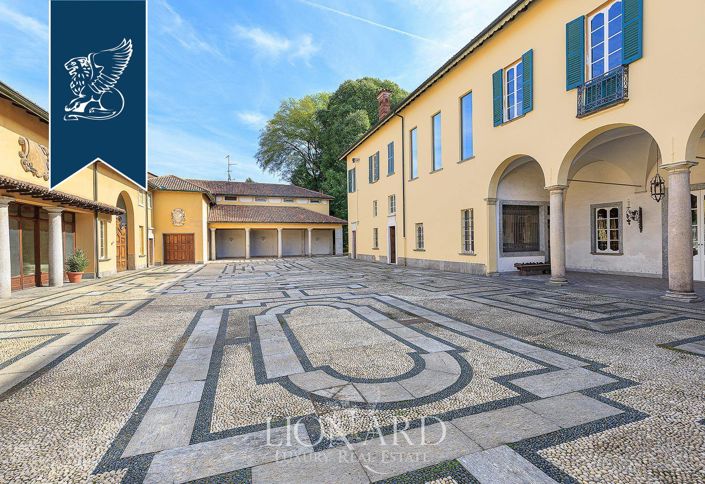 Image No.13-10 Bed Villa for sale