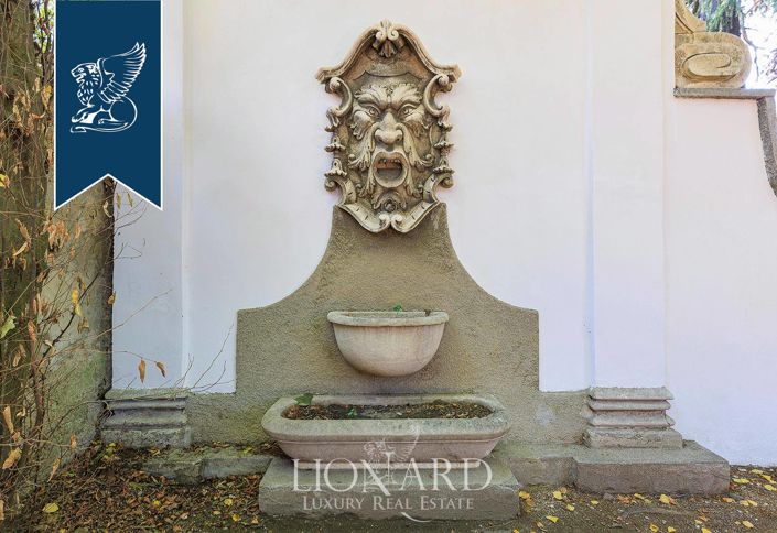 Image No.25-10 Bed Villa for sale