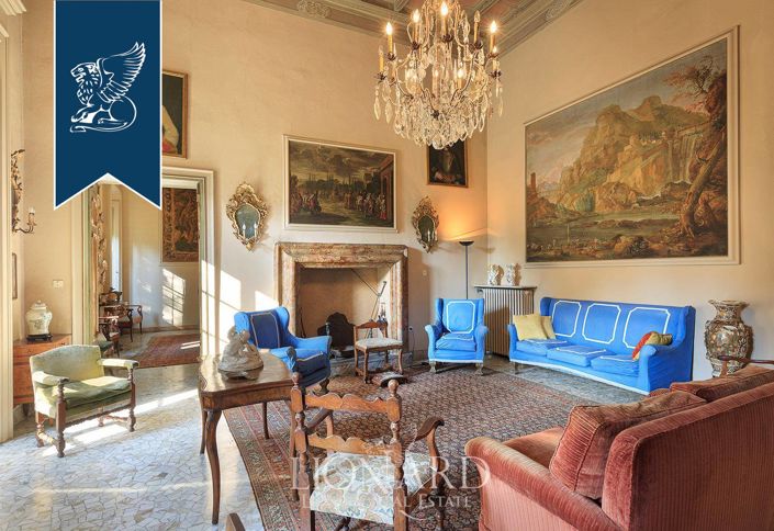 Image No.30-10 Bed Villa for sale