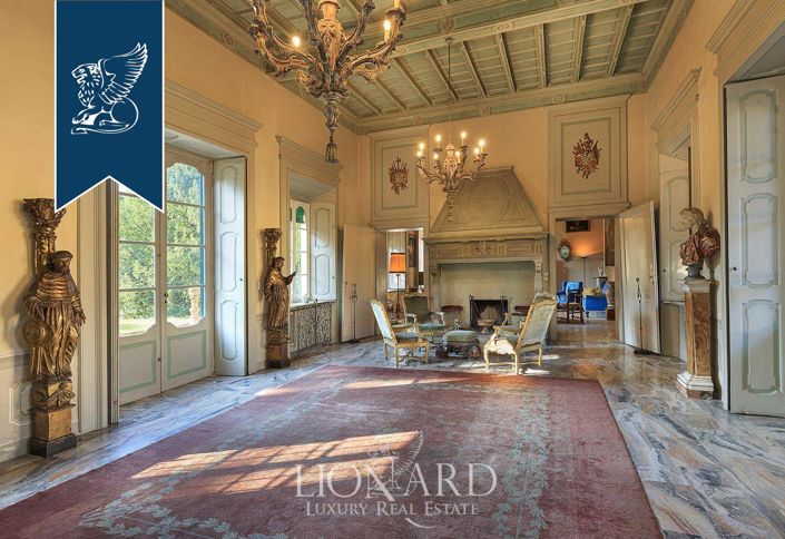 Image No.33-10 Bed Villa for sale