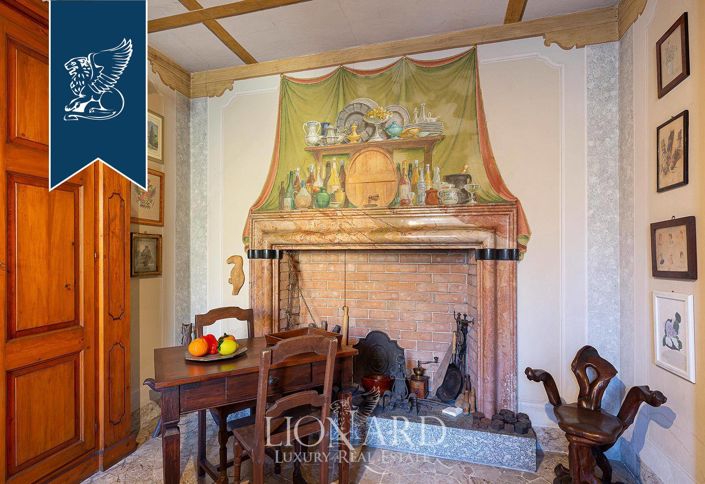 Image No.43-10 Bed Villa for sale