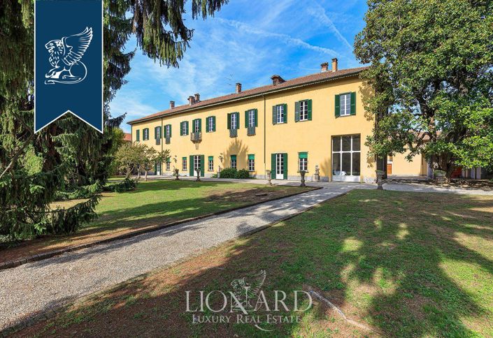 Image No.5-10 Bed Villa for sale