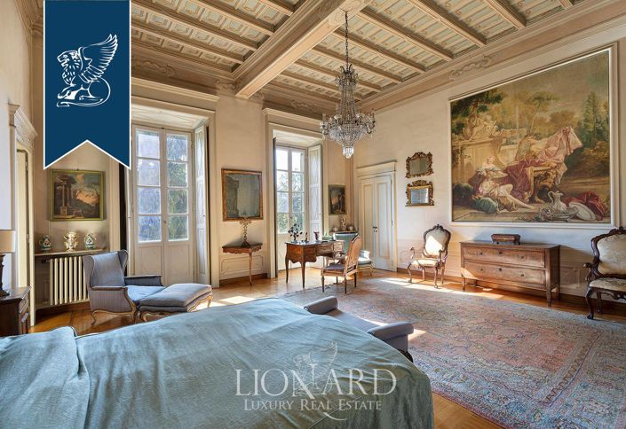 Image No.59-10 Bed Villa for sale